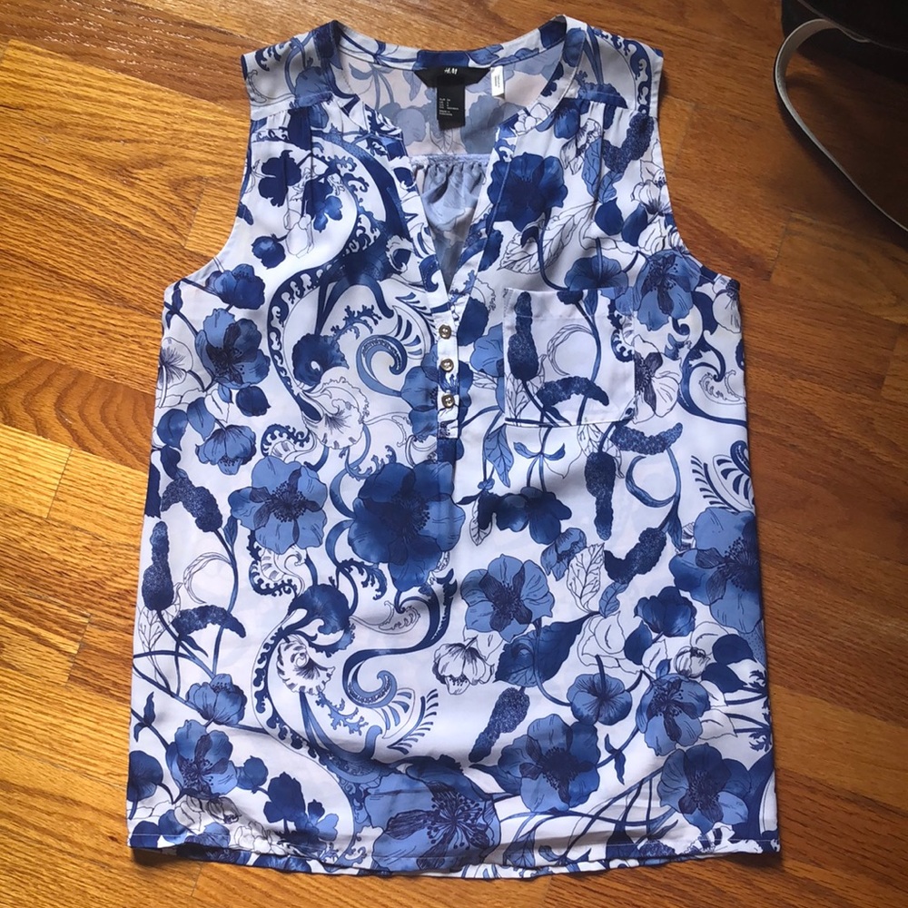 FREE H&M Shirt
